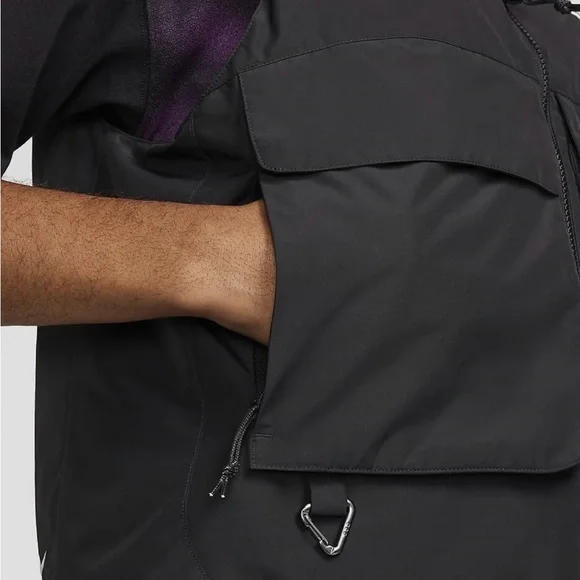 Nike ACG MED Skull Peak Reversible Vest Black Purple - Picture 5 of 16
